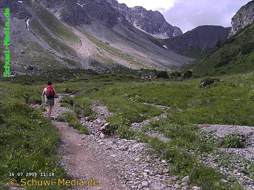 http://www.bergwandern.schuwi-media.de/galerie/cache/vs_Fiderepass%20Huette_fiederepass18.jpg