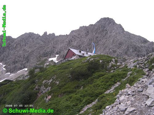 http://www.bergwandern.schuwi-media.de/galerie/cache/vs_Giebelhaus%20-%20Prinz%20Luitpold%20Haus_lp11.jpg