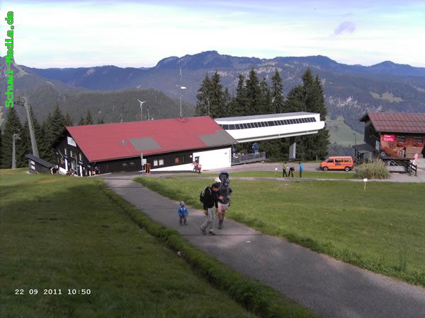 http://www.bergwandern.schuwi-media.de/galerie/cache/vs_Kleinwalsertal_walsertal01.jpg