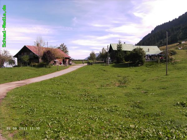 http://www.bergwandern.schuwi-media.de/galerie/cache/vs_Kleinwalsertal_walsertal12.jpg