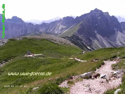 http://www.bergwandern.schuwi-media.de/galerie/cache/vs_Landsberger%20Huette_23.jpg