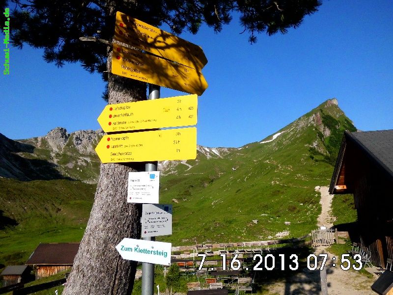 http://www.bergwandern.schuwi-media.de/galerie/cache/vs_LandsbgHuette-Schrecksee-Hinterstein_lbh_shsee_035.jpg
