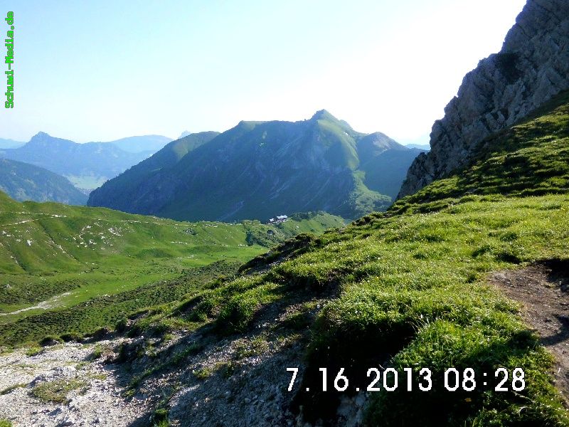 http://www.bergwandern.schuwi-media.de/galerie/cache/vs_LandsbgHuette-Schrecksee-Hinterstein_lbh_shsee_042.jpg