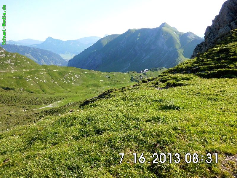 http://www.bergwandern.schuwi-media.de/galerie/cache/vs_LandsbgHuette-Schrecksee-Hinterstein_lbh_shsee_044.jpg