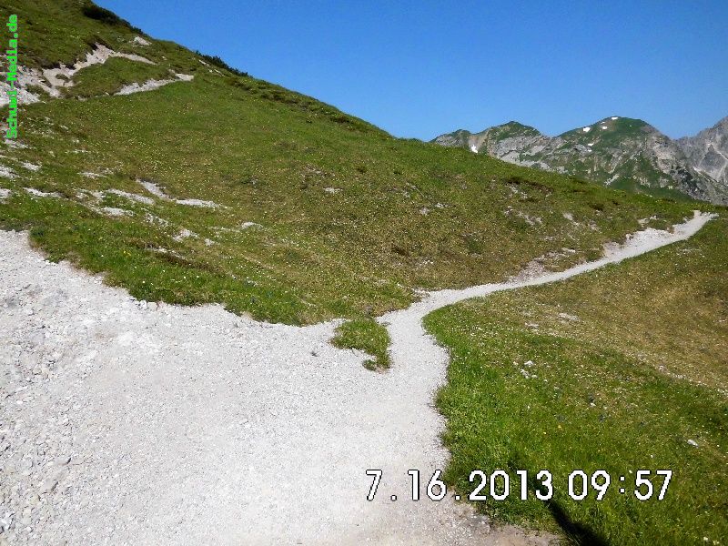 http://www.bergwandern.schuwi-media.de/galerie/cache/vs_LandsbgHuette-Schrecksee-Hinterstein_lbh_shsee_057.jpg