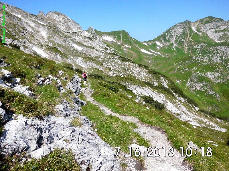 http://www.bergwandern.schuwi-media.de/galerie/cache/vs_LandsbgHuette-Schrecksee-Hinterstein_lbh_shsee_066.jpg