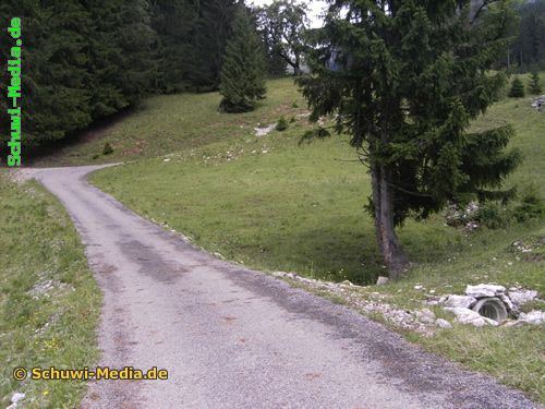 http://www.bergwandern.schuwi-media.de/galerie/cache/vs_Schwarzenberg%20Huette_schwarzenberg14.jpg
